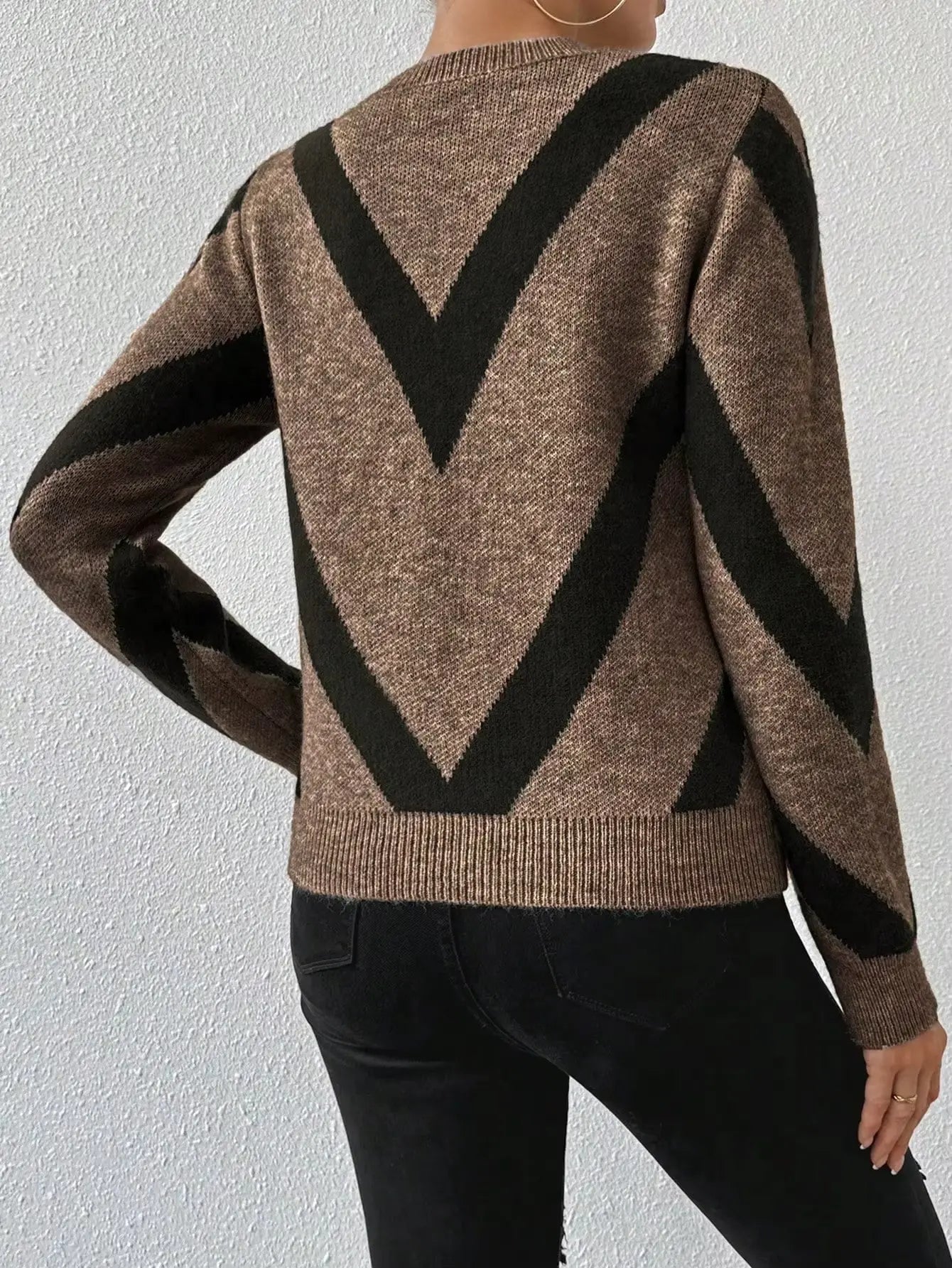 New autumn and winter geometric pattern round neck long sleeved knitted RosyasT
